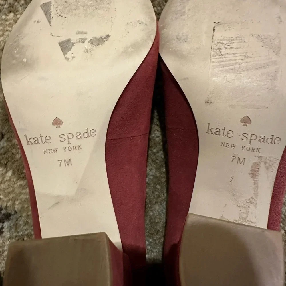 Kate Spade  gold bow heels size 7M in excellent condition - Picture 6 of 9